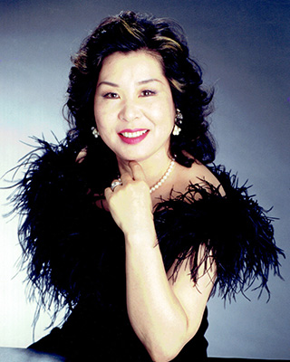 岩崎由紀子