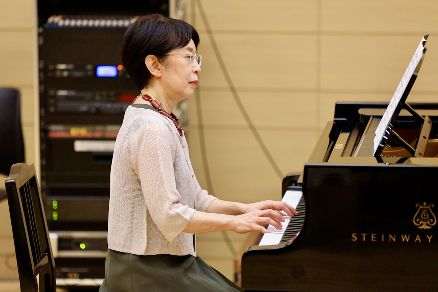 渋谷淑子先生によるピアノ演奏