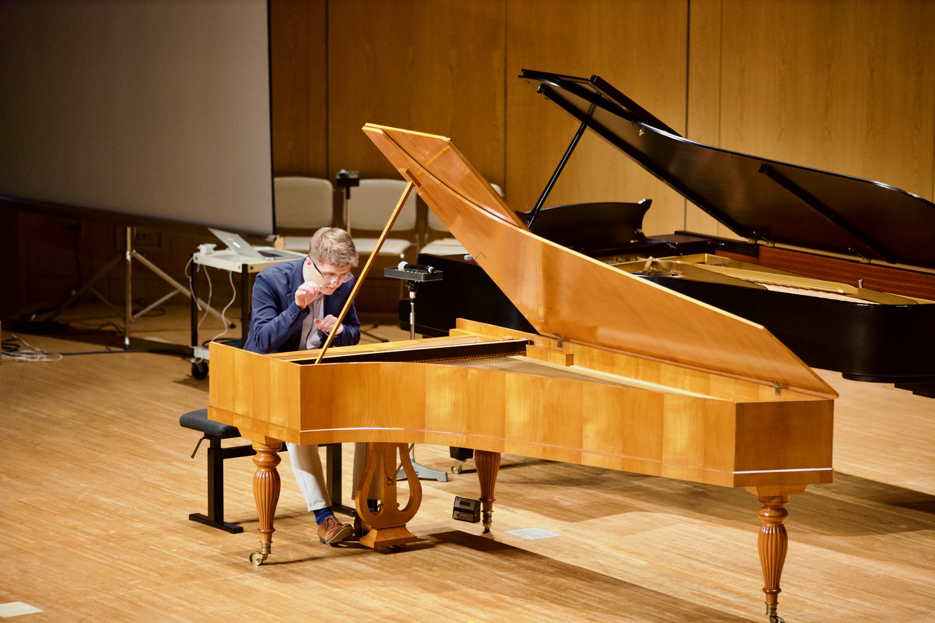 トマシュさんによる演奏